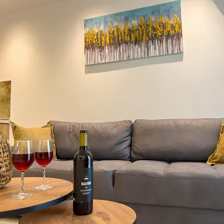 Cemeris Apartman