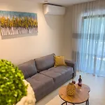 Cemeris Apartment *